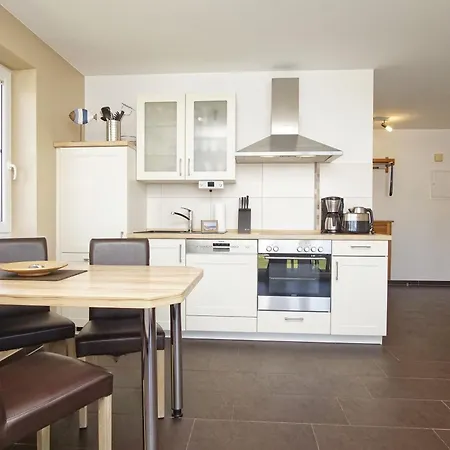 Haus De Niege Wech: Stylish With Terrace And Access *